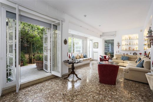 Apartment in Rome, Latium