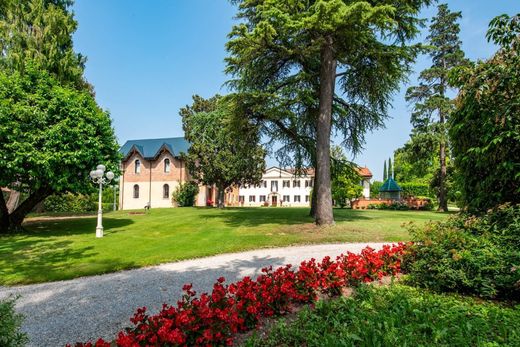 Villa a Vittorio Veneto, Treviso