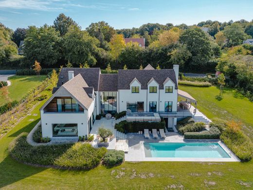 Einfamilienhaus in Lasne, Provinz Wallonisch-Brabant