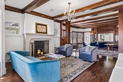 Apartment in Minneapolis, Hennepin County