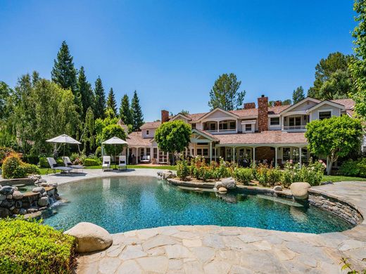 Hidden Hills Villas And Luxury Homes For Sale Prestigious Properties In Hidden Hills Luxuryestate Com