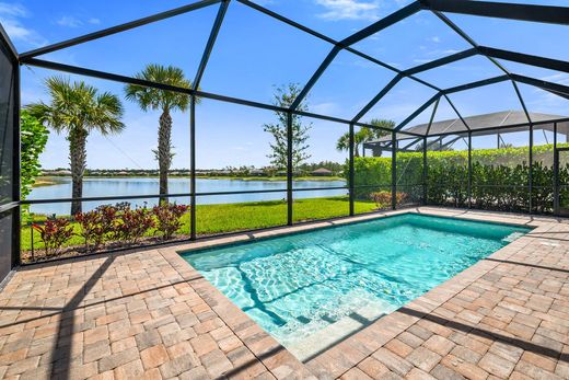 Detached House in Naples, Collier County
