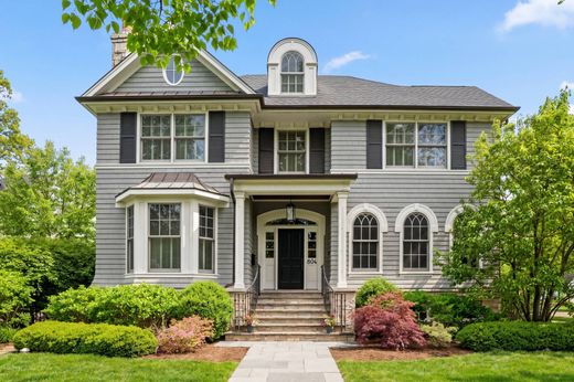 Detached House in Wilmette, Cook County