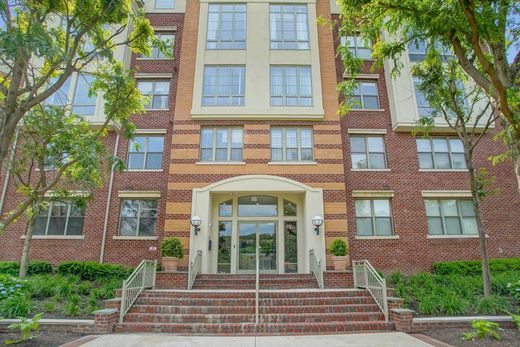 Квартира, West New York, Hudson County