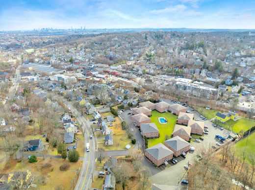 Apartment in Arlington, Middlesex County