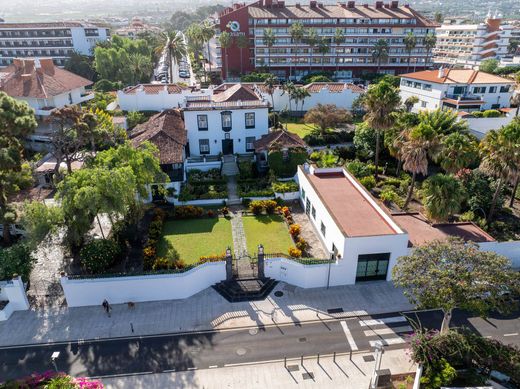 Detached House in Puerto de la Cruz, Province of Santa Cruz de Tenerife