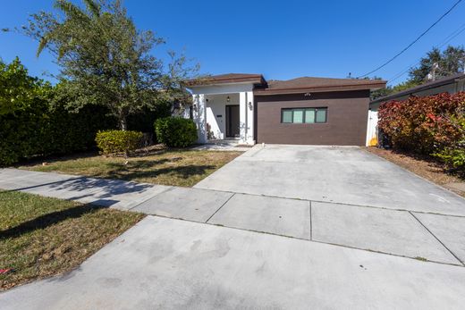 Luxus-Haus in West Park, Broward County