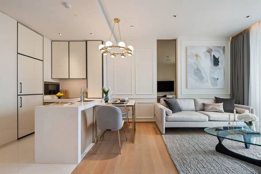 Apartment in Khlong Toei, Bangkok