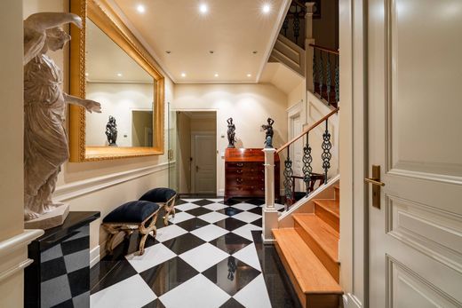 Detached House in Lisbon