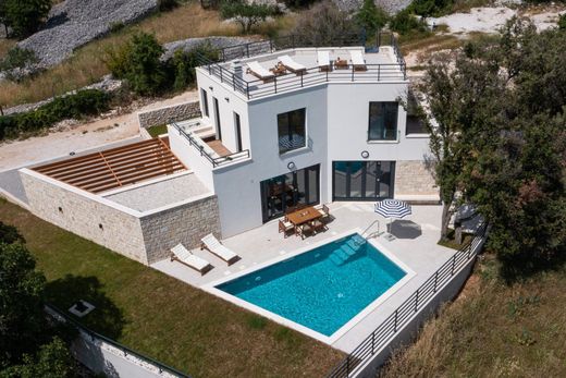 Villa Brac, Split-Dalmatia