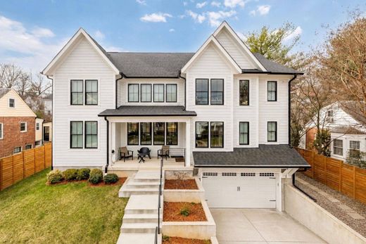 Detached House in Bethesda, Montgomery County
