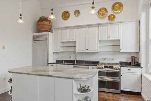 Apartment in Waltham, Middlesex County