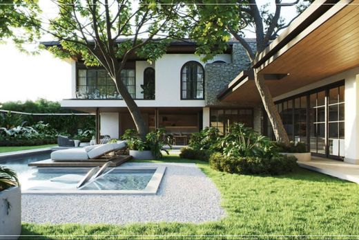 Detached House in Tamarindo, Santa Cruz