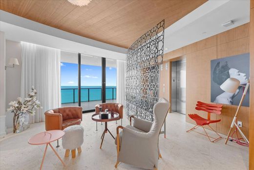 Apartment / Etagenwohnung in Sunny Isles Beach, Miami-Dade County