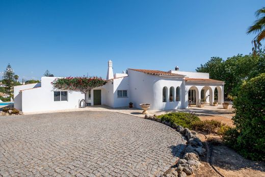 Detached House in Lagoa, Distrito de Faro