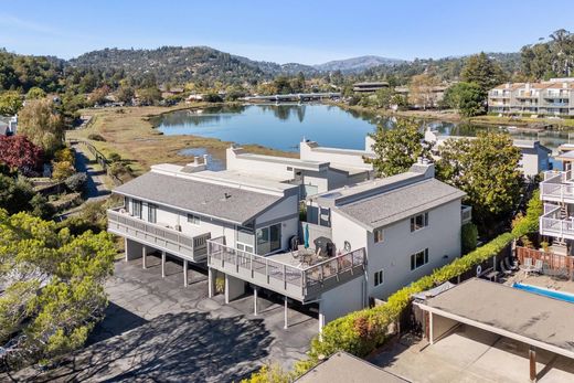 Piso / Apartamento en Larkspur, Marin County