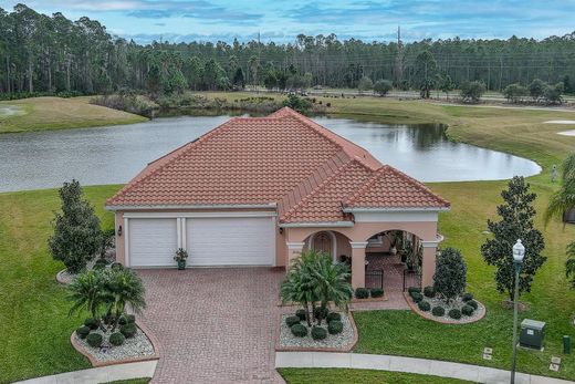Detached House in New Smyrna Beach, Volusia County