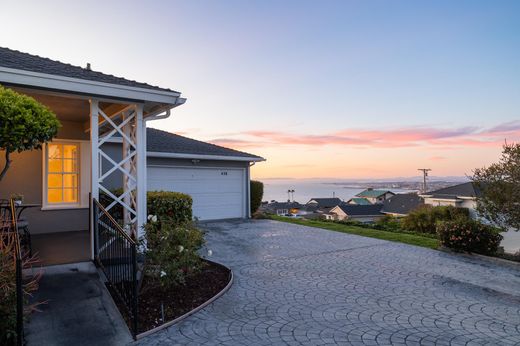 Detached House in Redondo Beach, Los Angeles County