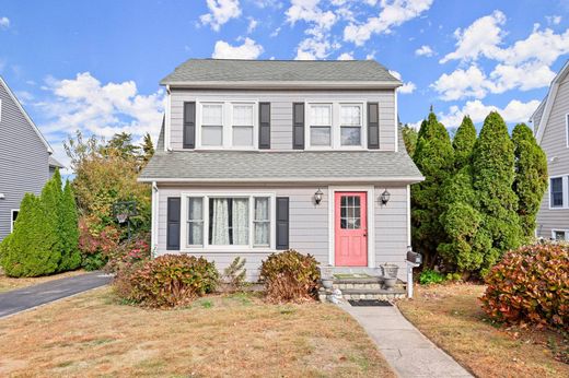 Detached House in Stamford, Fairfield County