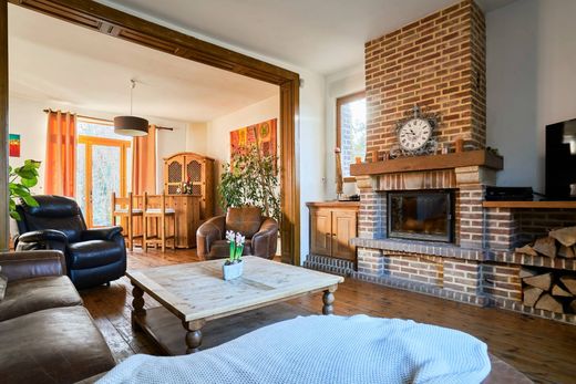 단독 저택 / Bellaing, North