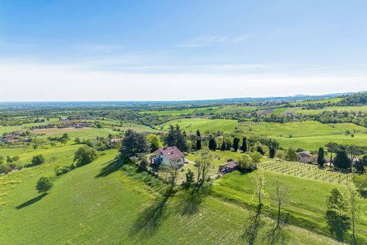 Villa in Rivergaro, Provincia di Piacenza