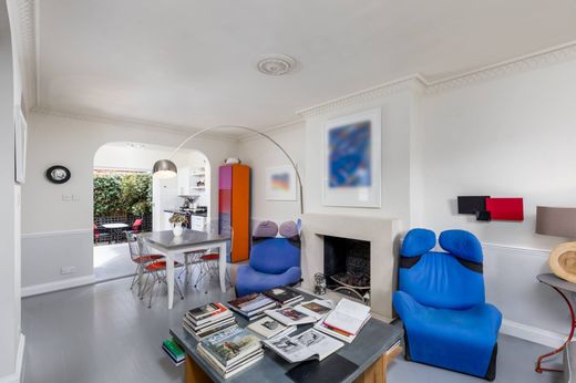 Twee-onder-een-kapwoning in Londen, Greater London