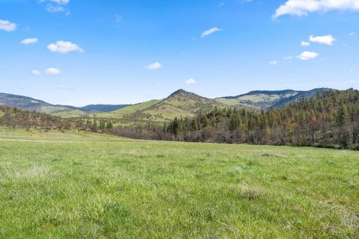 Land in Ashland, Jackson County