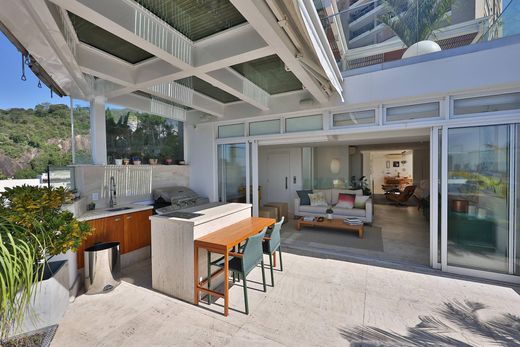 دوبلكس ﻓﻲ ريو دي جانيرو, Rio de Janeiro