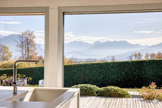 Casa en Annecy, Alta Saboya