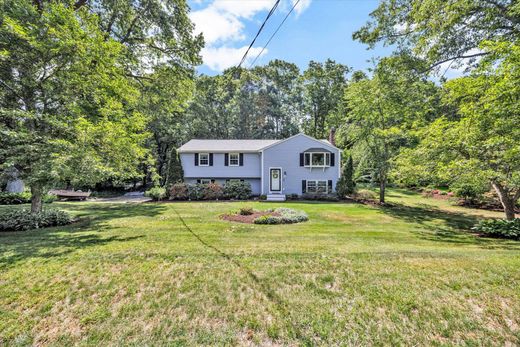Detached House in Plymouth, Plymouth County