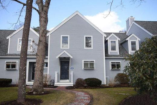 Wohnkomplexe in Mashpee, Barnstable County