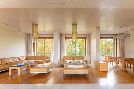 Apartment in Milan, Lombardy