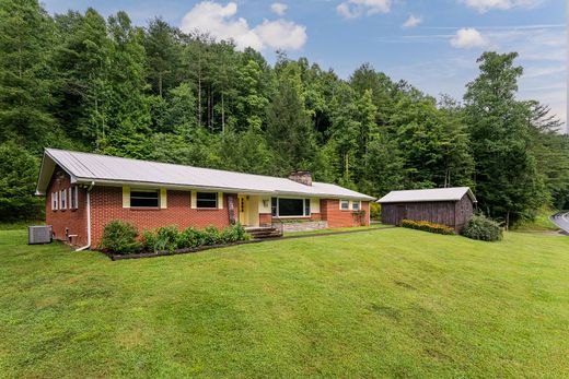 Vrijstaand huis in Marshall, Madison County