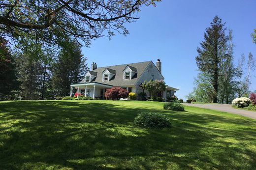 Country House in Abbotsford, Fraser Valley