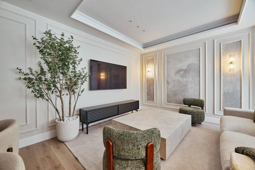 Apartment / Etagenwohnung in Madrid, Provinz Madrid