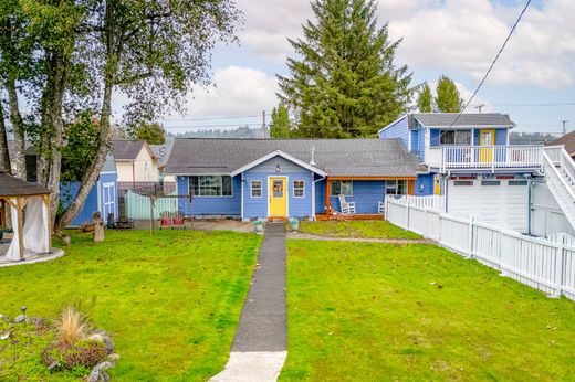 Duplex in Aberdeen, Grays Harbor County