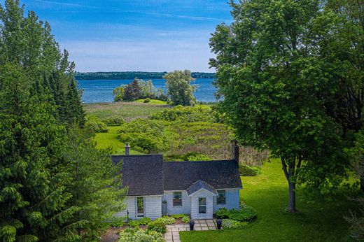 Vrijstaand huis in Gananoque, Ontario