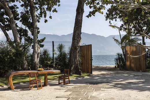 Элитный дом, Ilhabela, São Paulo