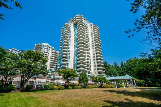 West Vancouver, Metro Vancouver Regional Districtのアパートメント