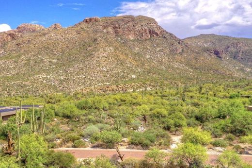 Land in Tucson, Pima County