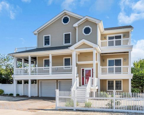 Detached House in Toms River, Ocean County