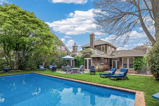 Detached House in East Hampton, Suffolk County