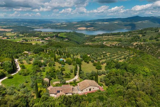 بيت مستقل ﻓﻲ Baschi, Provincia di Terni