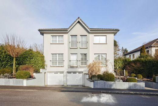 Einfamilienhaus in Niederanven, Canton de Luxembourg