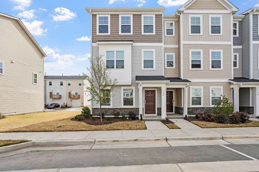 Townhouse in Raleigh, Wake County