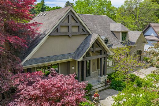 Detached House in Mississauga, Ontario