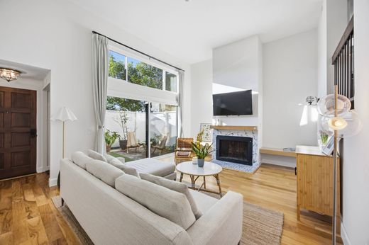Townhouse in Redondo Beach, Los Angeles County