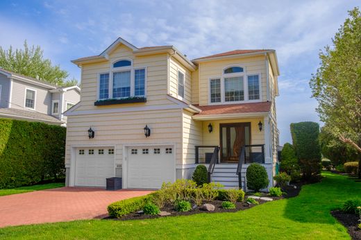 Detached House in Cape May Point, Cape May County