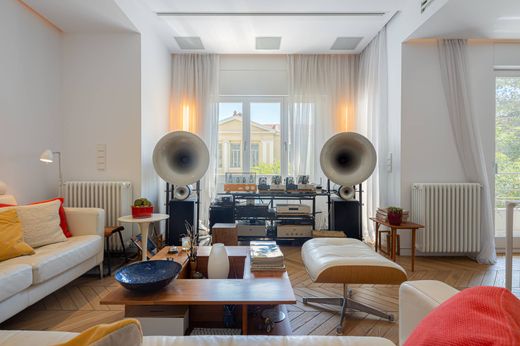 Appartamento a Atene, Nomarchía Athínas