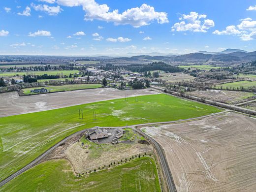 Terreno - Corvallis, Benton County